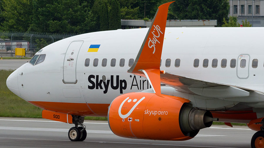 Лоукостер SkyUp отменил маршрут Киев-Запорожье-Киев