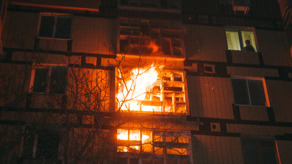 В Хортицком районе Запорожья горела квартира: подробности от ГСЧС