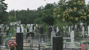 В Энергодаре закончились места на кладбище
