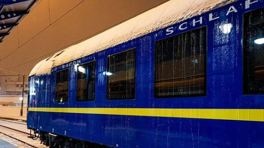 На железнодорожный маршрут Киев-Запорожье вывели новые вагоны