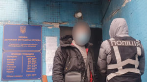 В Запорожье задержали незаконного мигранта, который работал в киоске шаурмы, – ФОТО