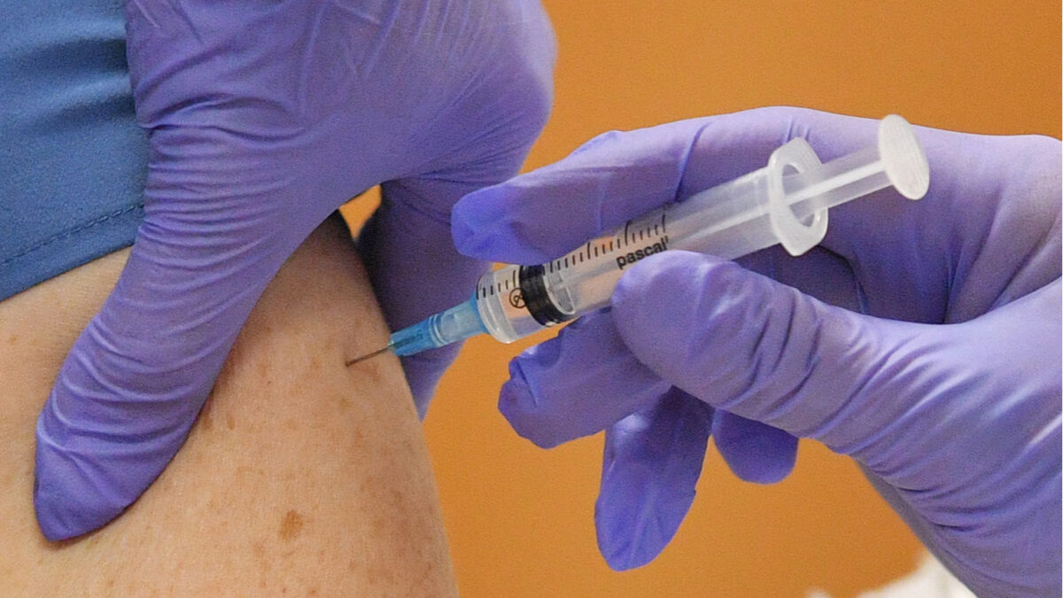 Щеплення вакциною CoronaVac в Україні розпочнуть після 10 квітня, – МОЗ