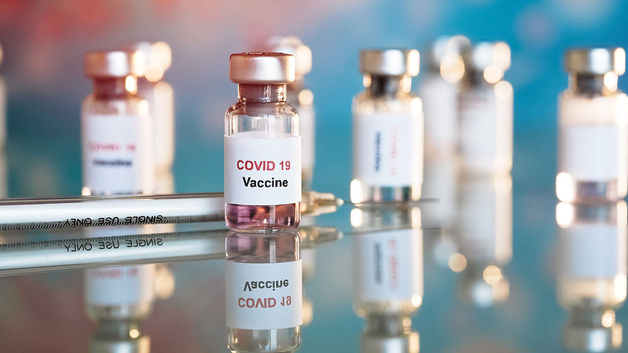 В Запорожской области прививку против COVID-19 сделали уже почти 16,5 тысяч людей