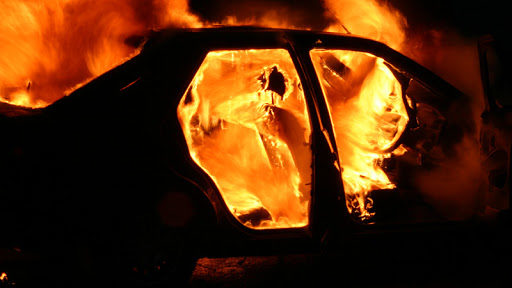 В Запорожье сгорел автомобиль депутата городского совета
