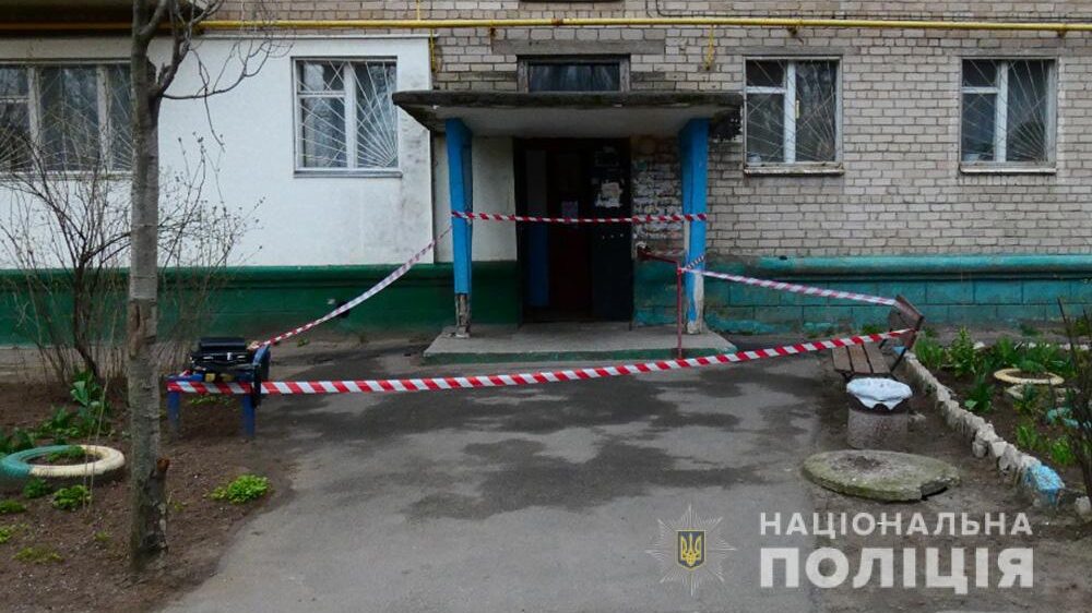 Житель Запорожья выстрелом в спину убил женщину: тело обнаружил ее сын, - ВИДЕО