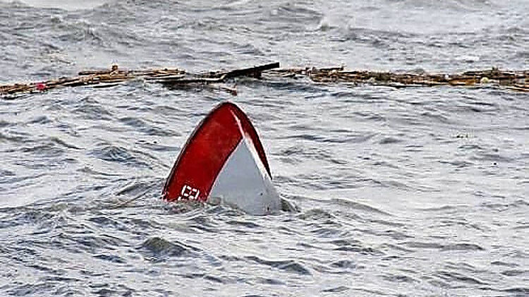 В бердянскую больницу госпитализировали рыбака с переохлаждением: мужчина упал в воду