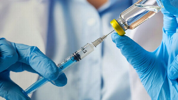 В Запорожской области почти 1800 человек получили вторую вакцину от COVID-19