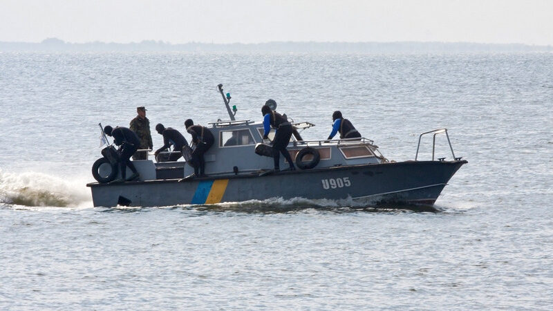 Бердянская военно-морская база получила разъездной катер