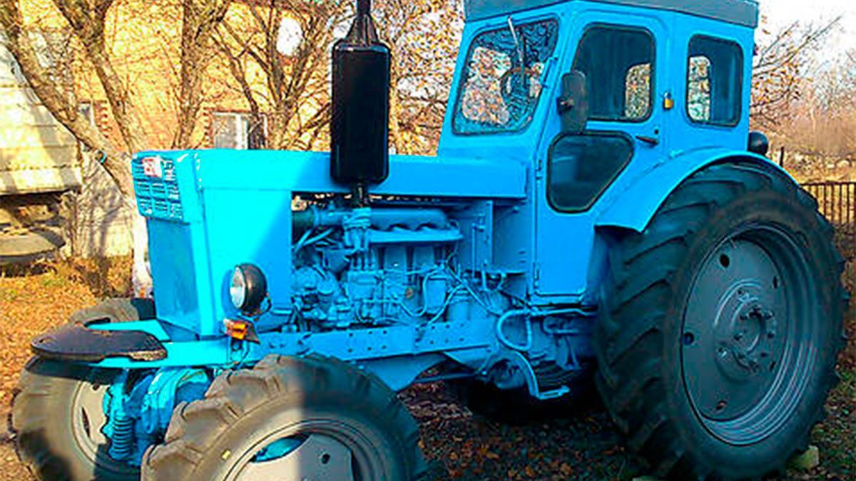 У Запорізькій області чоловік впав з трактора: у постраждалого численні травми