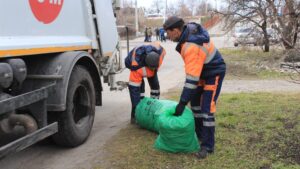 Вниманию запорожцев: срок использования мусорных пакетов зеленого цвета продлили