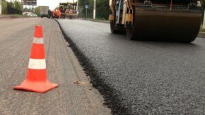 На ремонт дорог в Запорожской области дополнительно привлекут 750 миллионов гривен
