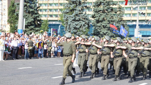 На главном проспекте Запорожья проведут военный парад