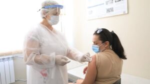 За последние сутки в Запорожской области вакцинировали более 1500 человек