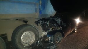 Легковик залетів під причіп вантажівки: подробиці ДТП з двома загиблими в Запорізькій області 