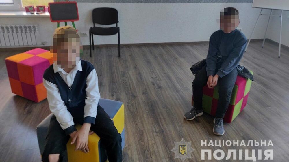 Двоє підлітків втекли з реабілітаційного центру в Мелітопольському районі, і пішли пішки в Запоріжжя 