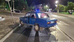 В Запорожской области сбили на тротуаре троих человек: видео момента ДТП