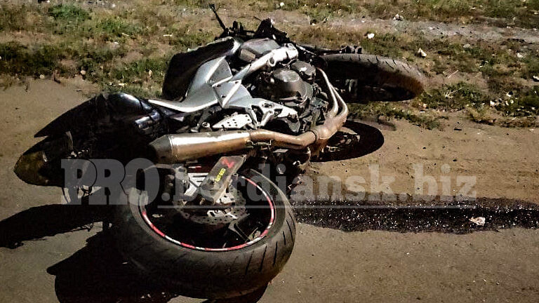 В Запорожской области мужчина вышел утихомирить шумного водителя и погиб под колесами мотоцикла