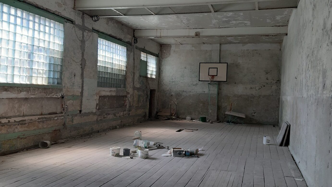 В Запорожье следственный изолятор сдает в аренду здание старого спортзала