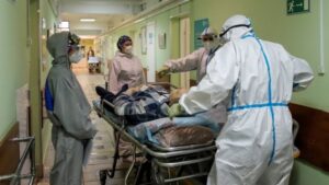 У світі по добовій смертності від коронавірусу Україна посідає шосте місце