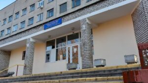 «Працюємо у посиленому режимі»: у запорізькій лікарні №6 розповіли про складнощі лікування ковідних пацієнтів