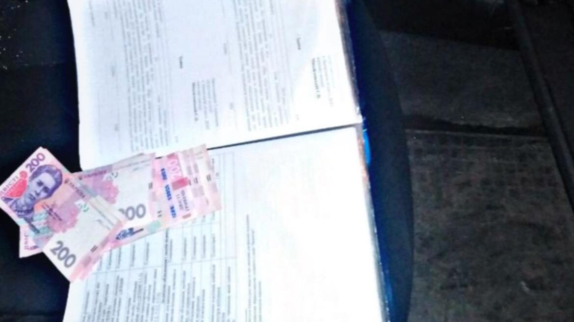 В Запорожье водитель «под кайфом», пытался откупиться от полиции, – ФОТО