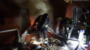 В Запорожье в новогоднюю ночь во время пожара погиб мужчина, – ФОТО