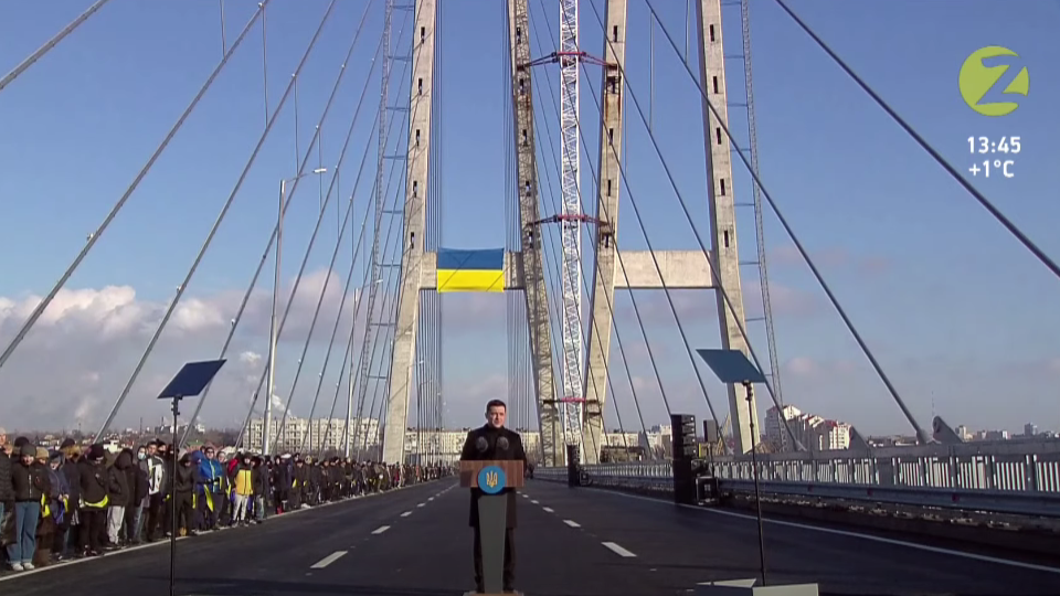 В Запорожье президент Владимир Зеленский открыл новый вантовый мост, – ФОТО