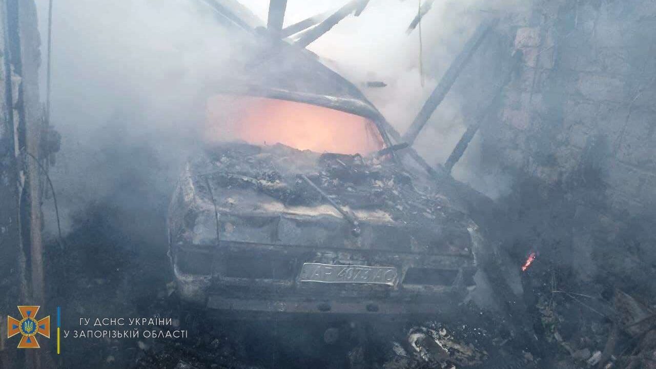 В Запорожской области загорелась котельная и гараж с машиной, - ФОТО