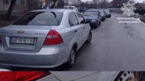В Запорожье водитель влетел в припаркованное авто и скрылся с места ДТП, - ФОТО