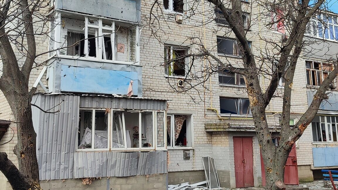 В Запорожской области продолжаются бои: оккупанты бомбят Гуляйполе и его окрестности