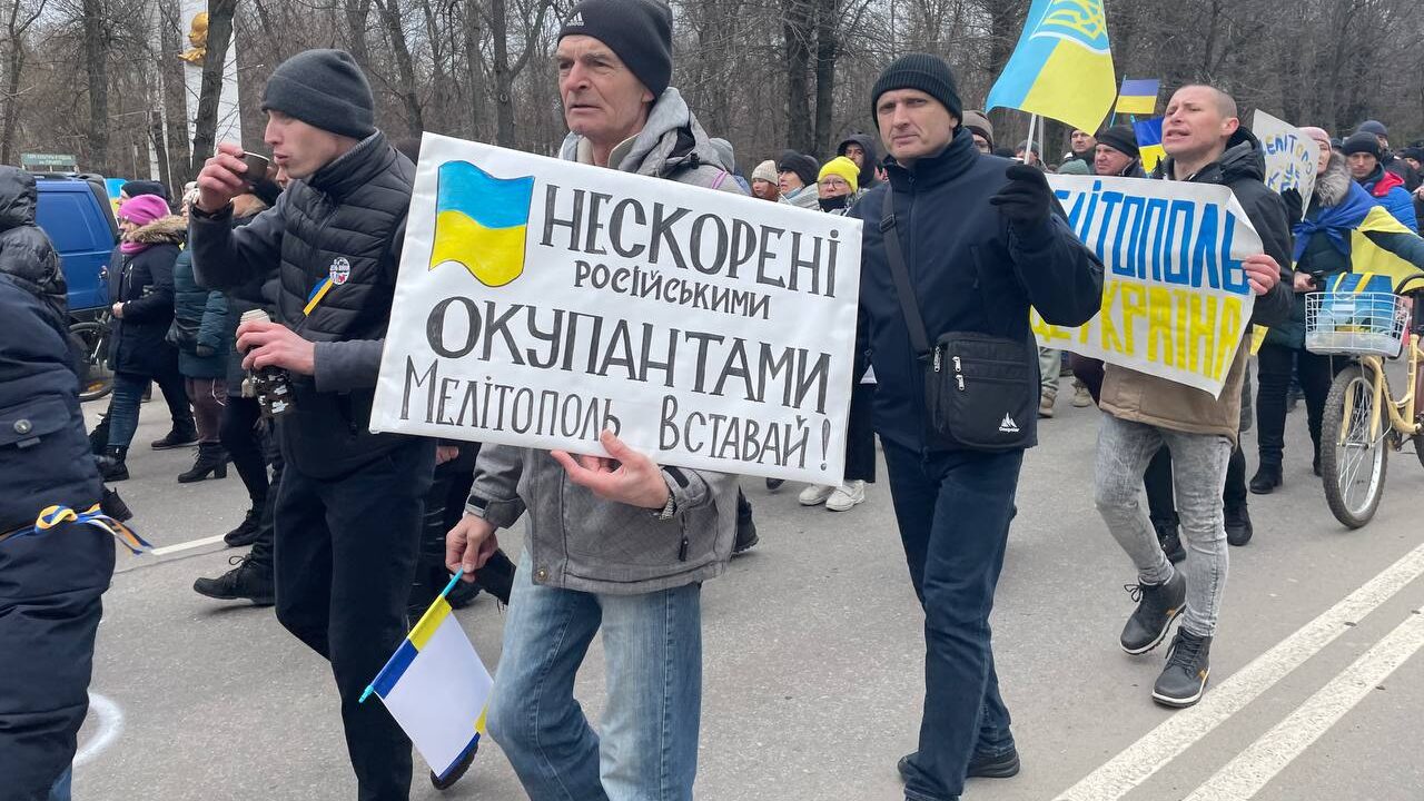 У Мелітолі знову вийшли протестувати проти російської окупації, – ВІДЕО