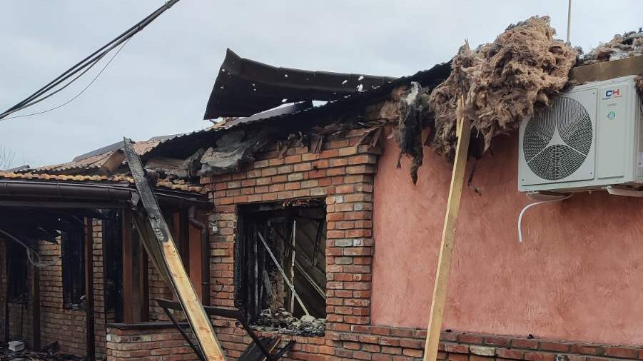 Розбомбили ринок та житлові будинки: як виглядає Гуляйполе після ворожого обстрілу, - ВІДЕО