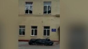 В Васильевке российские солдаты обстреляли школу: двое раненных, - ВИДЕО