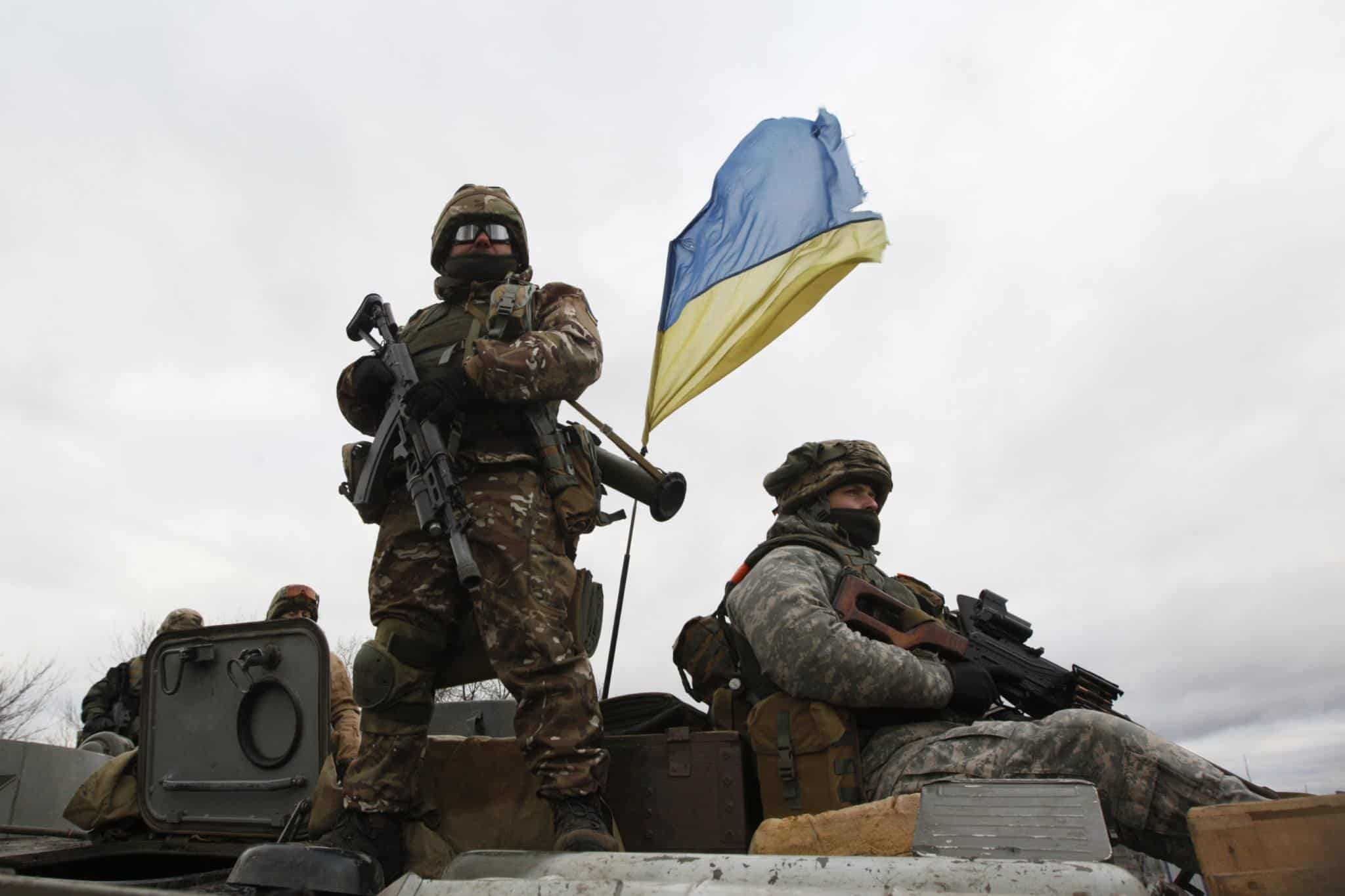 Українська армія просувається на Запоріжжі та розміновує територію, а росіяни підпалюють мінні поля
