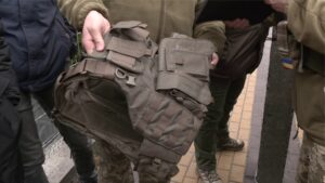 Метінвест на Київщині передав першу партію засобів захисту для тероборони