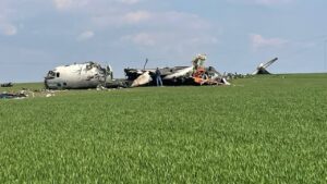 В Запорожской военной администрации опубликовали видео с места падения самолета АН-26, – ФОТО, ВИДЕО