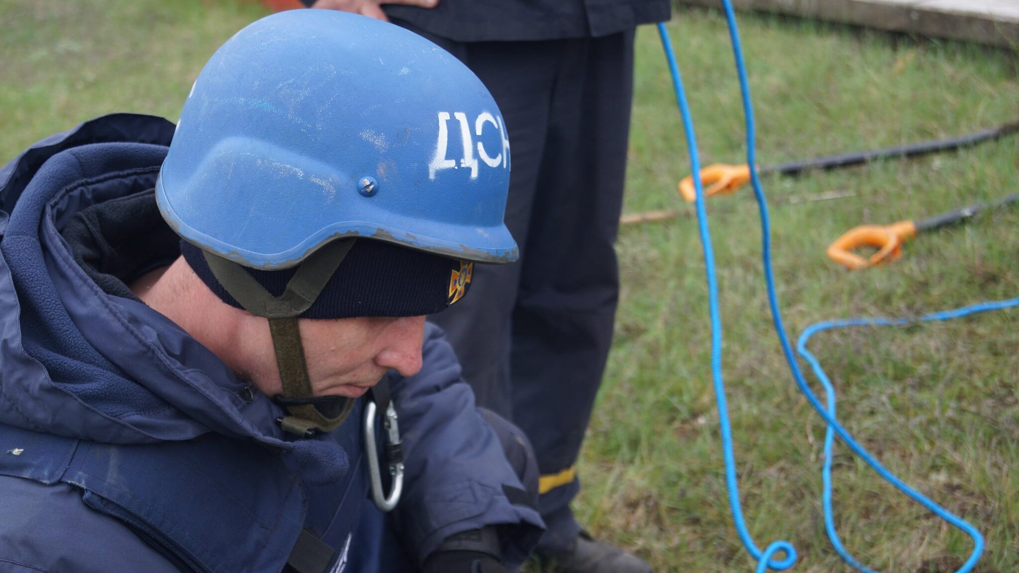 У Запорізькій області рятувальники знищили шість реактивних снарядів 