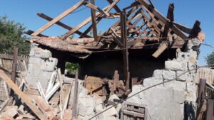 Российские оккупанты третий день подряд тяжелой артиллерией разрушают Гуляйполе, – ФОТО