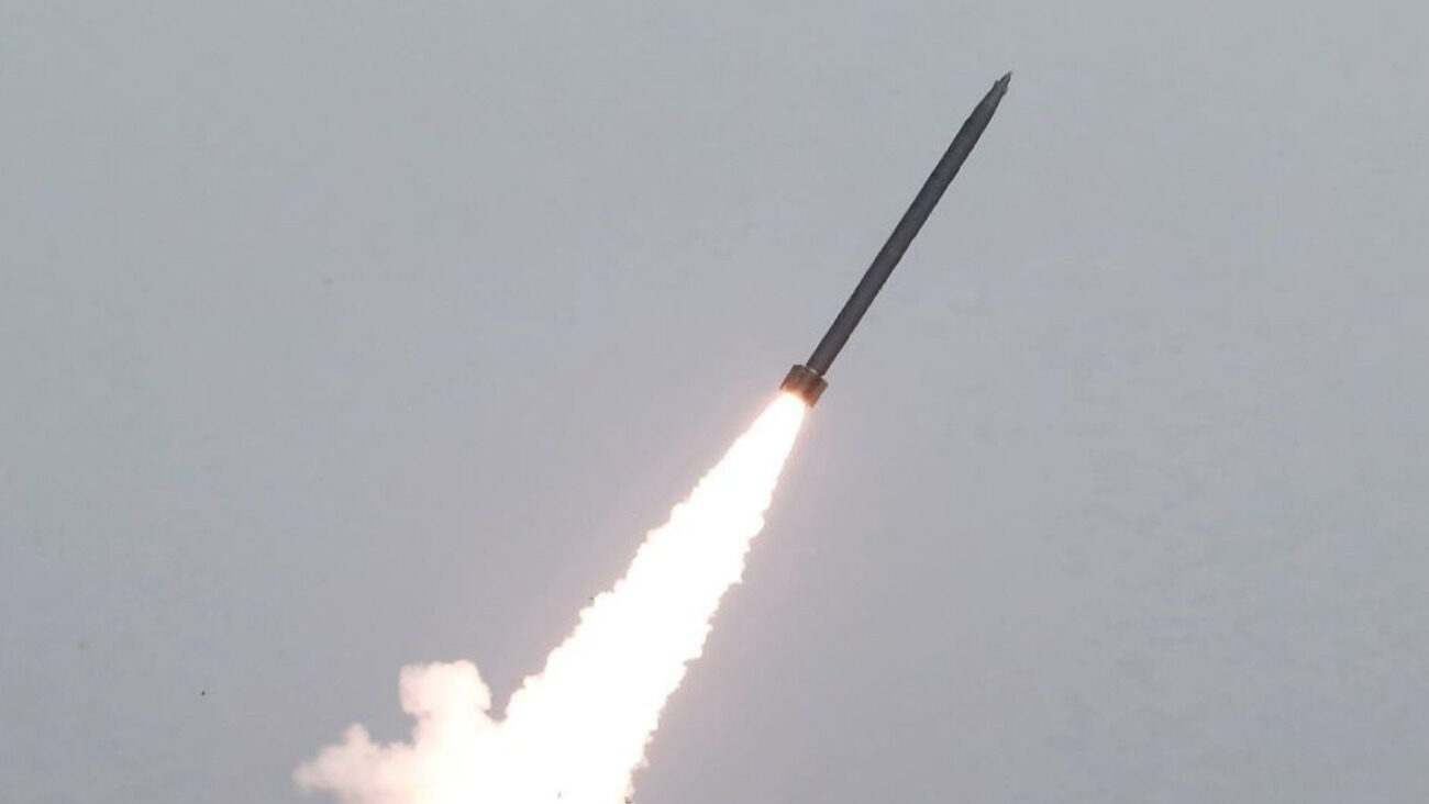 Біля Запоріжжя протиповітряна оборона ЗСУ збила дві ворожі ракети 