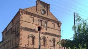 У Гуляйполі через обстріли окупантів пошкоджена будівля млину, побудованого наприкінці XIX століття