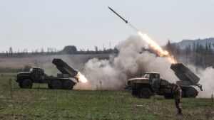 Російські військові за минулу добу обстріляли 15 населених пунктів Запорізької області: є руйнування