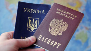 На окупованих територіях Запорізької та Херсонської областей російські паспорти отримав лише 1% населення
