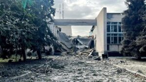 У Запорізькій області окупанти зруйнували спортивний комплекс у Гуляйполі: обстріляно шість мирних населених пунктів, – ФОТО 