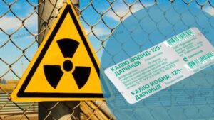 Жителям Хортицкого района Запорожья массово раздают йодид калия для защиты от радиации в результате возможной аварии на ЗАЭС