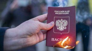 Збирають відбитки пальців: ворог придумав нові правила паспортизації у Запорізької області