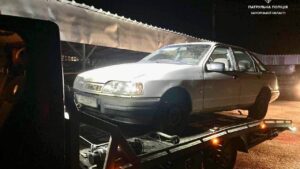 В Запорожье пьяный водитель Ford устроил ДТП и скрылся с места аварии
