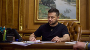 Президент України Володимир Зеленський відзначив трьох видатних запоріжців