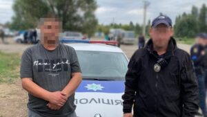 В Запорожье пьяный водитель на пункте фильтрации пытался подкупить полицейского, – ФОТО