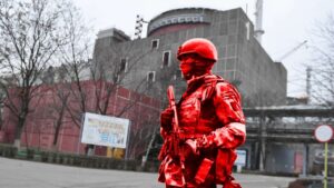 Оккупанты снова обесточили Запорожскую АЭС: рашисты повредили подстанцию