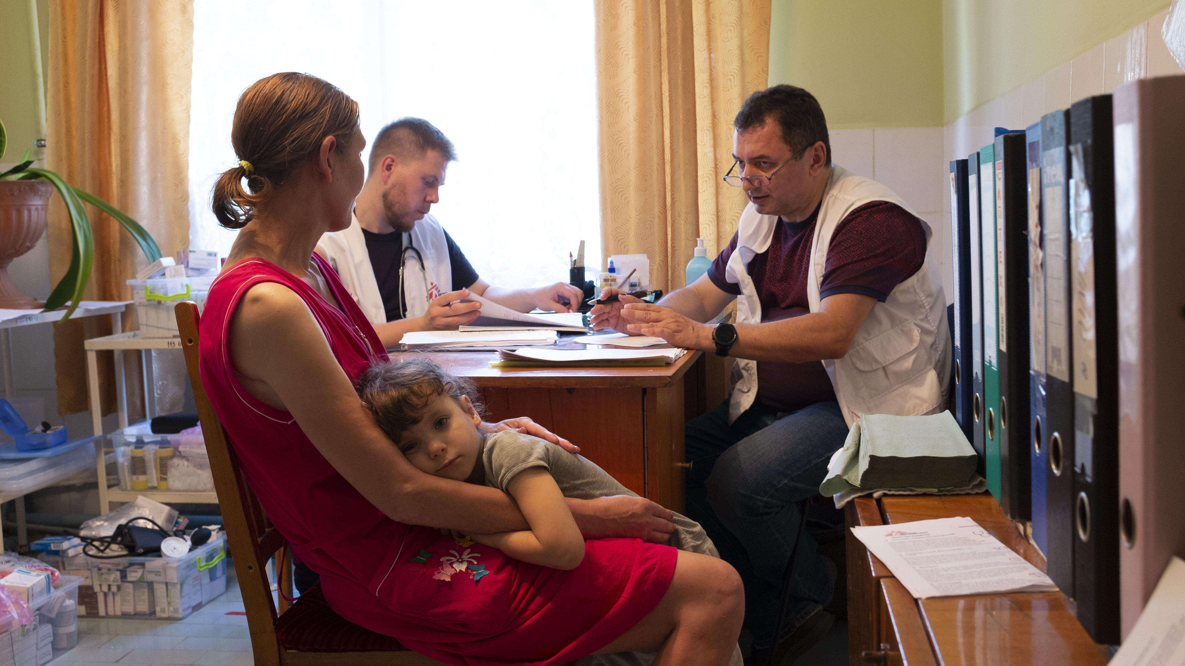 Як «Лікарі без кордонів» допомагають вимушеним переселенцям у Запоріжжі, – ФОТО